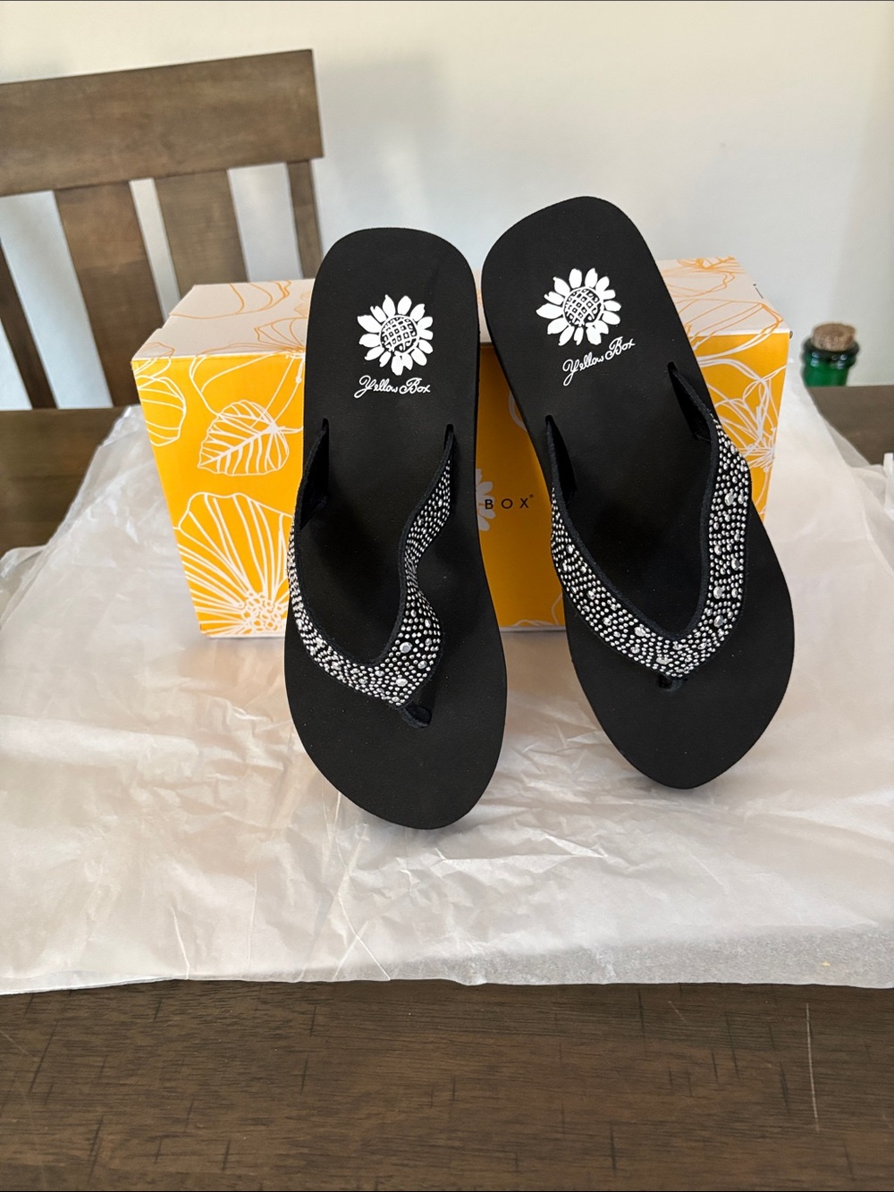 Yellow Box Africa Black Women's Sandals Size 9 New